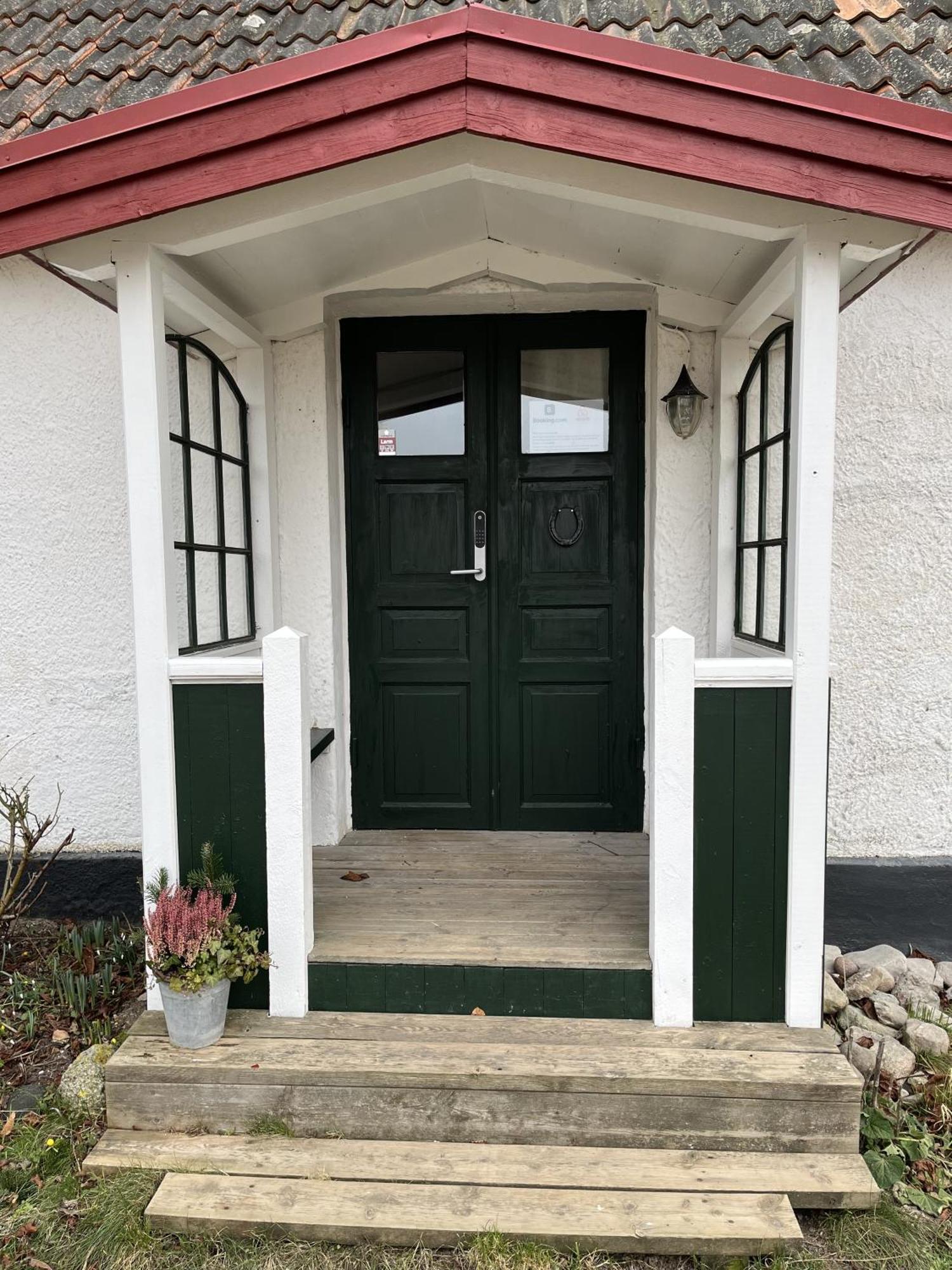 Lantligt Och Lugnt Boende Naera Natur Och Stad Svedala Exterior photo